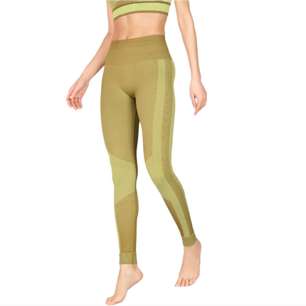 Fabletics Bianca Highwaisted Seamless Check Leggings Thyme Green